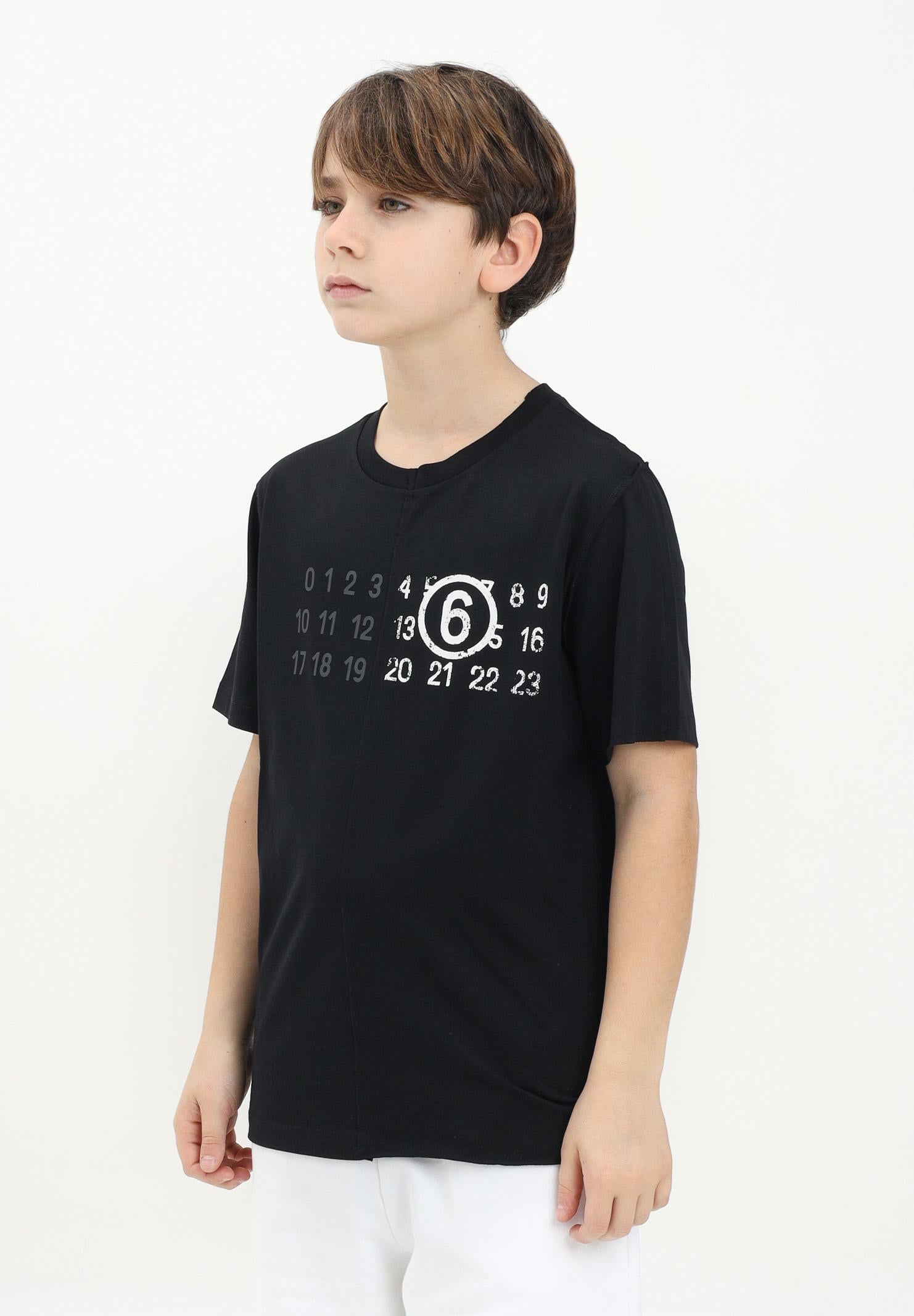 MAISON MARGIELA T-shirt a manica corta nera per donna, ragazzi e bambini con grafica "Stamp Numbers" M60775MM04I M6900 MAISON MARGIELA 