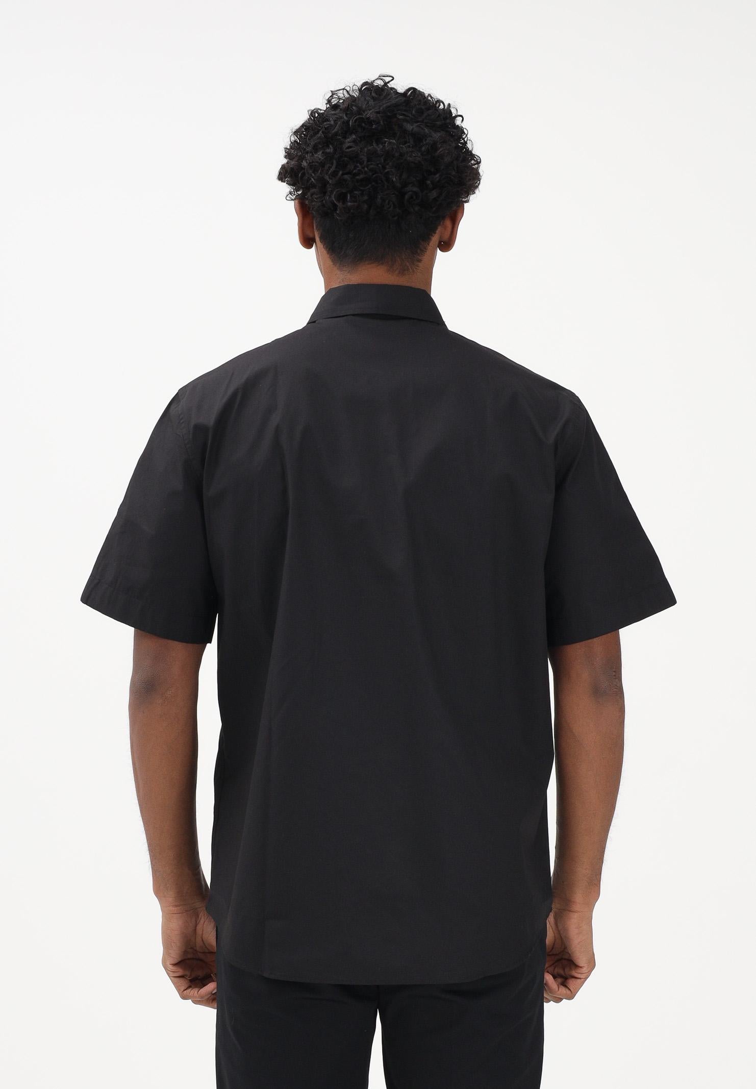 VERSACE JEANS COUTURE Camicia a manica corta nera da uomo con dettagli a contrasto 80GAL219N0132 899 VERSACE JEANS COUTURE 