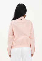 LACOSTE Camicia a manica lunga bianca e salmone da donna a righe in seersucker<BR/> BF1036 RNI LACOSTE 