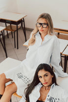 Abito corto bianco e azzurro per donna e bambina composto da camicia e t-shirt M60640MM014 M6C24 MAISON MARGIELA 