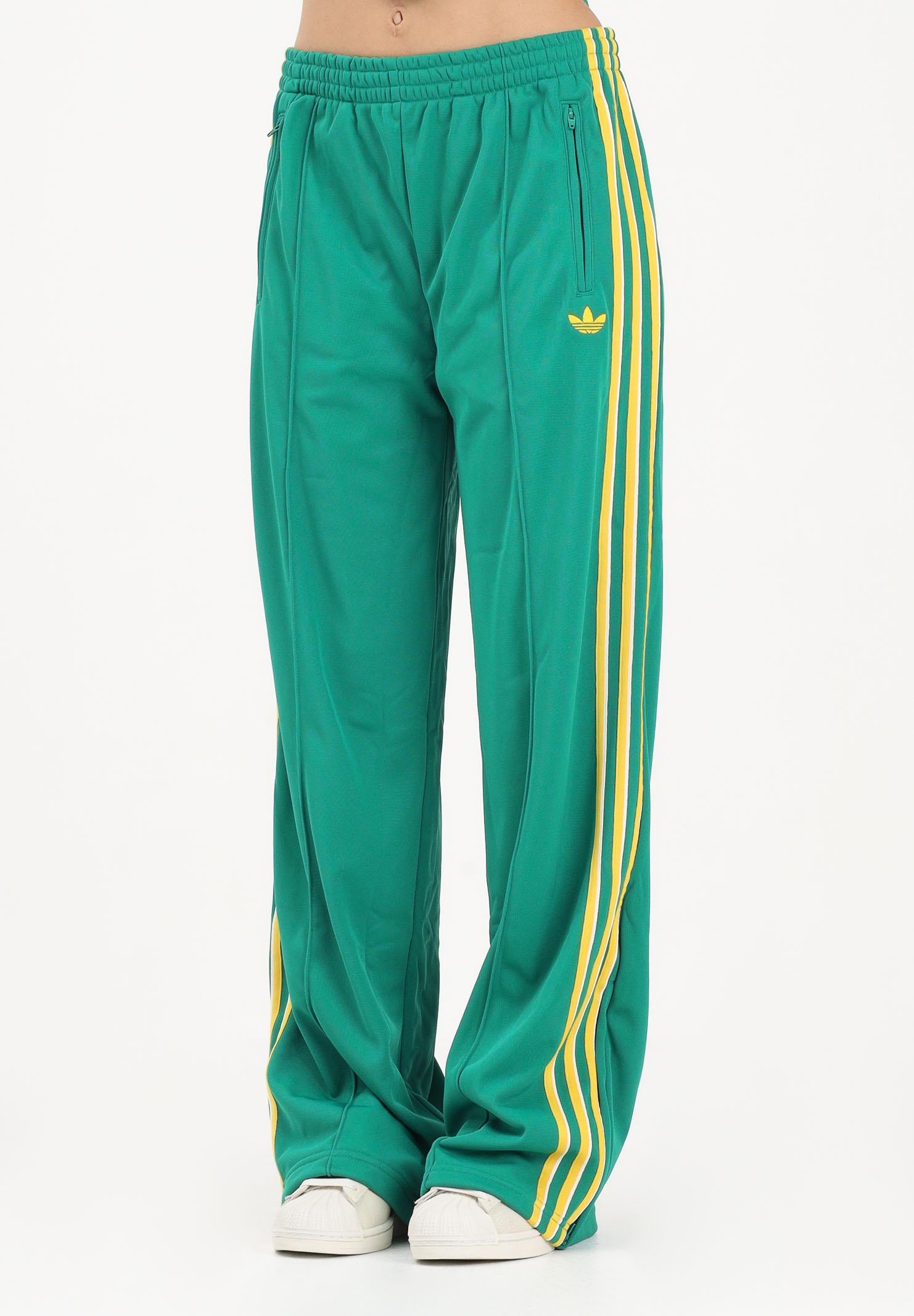 ADIDAS ORIGINALS Pantalone sportivo FB TP LOOSE verde e giallo da donna KD3655 . ADIDAS ORIGINALS 