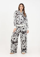ADIDAS ORIGINALS Pantalone sportivo Satin Wide Leg con stampa muccata bianca e marrone KA2668 . ADIDAS ORIGINALS 