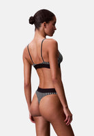 CALVIN KLEIN Perizoma nero da donna caratterizzato da una stampa all-over CK LV00QF8813 2Y1 CALVIN KLEIN 