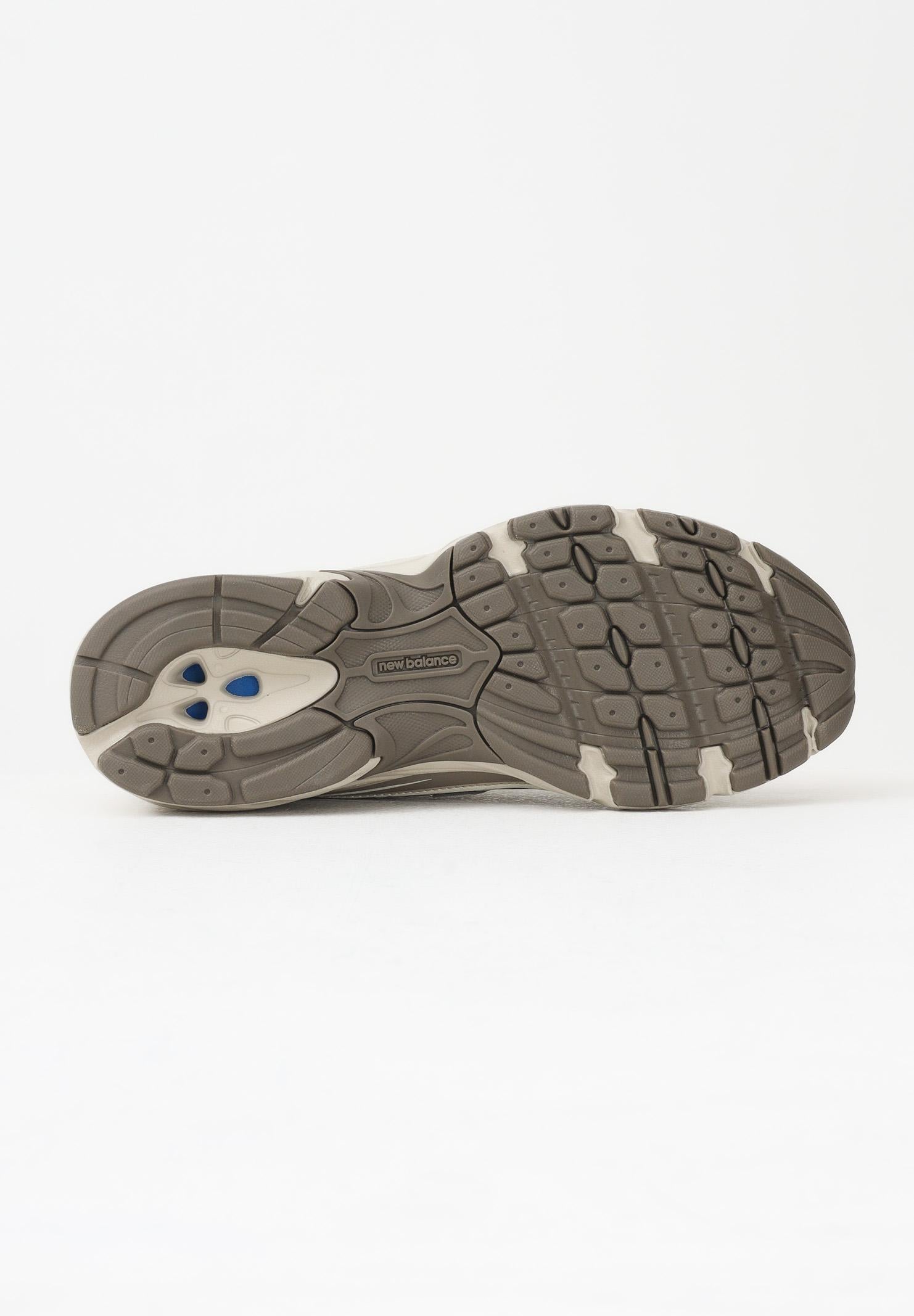 NEW BALANCE Sneakers 740 beige per uomo e donna U740AS2 . NEW BALANCE 
