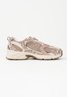 NEW BALANCE Sneakers 530 nude da donna con fantasia U53028U . NEW BALANCE 