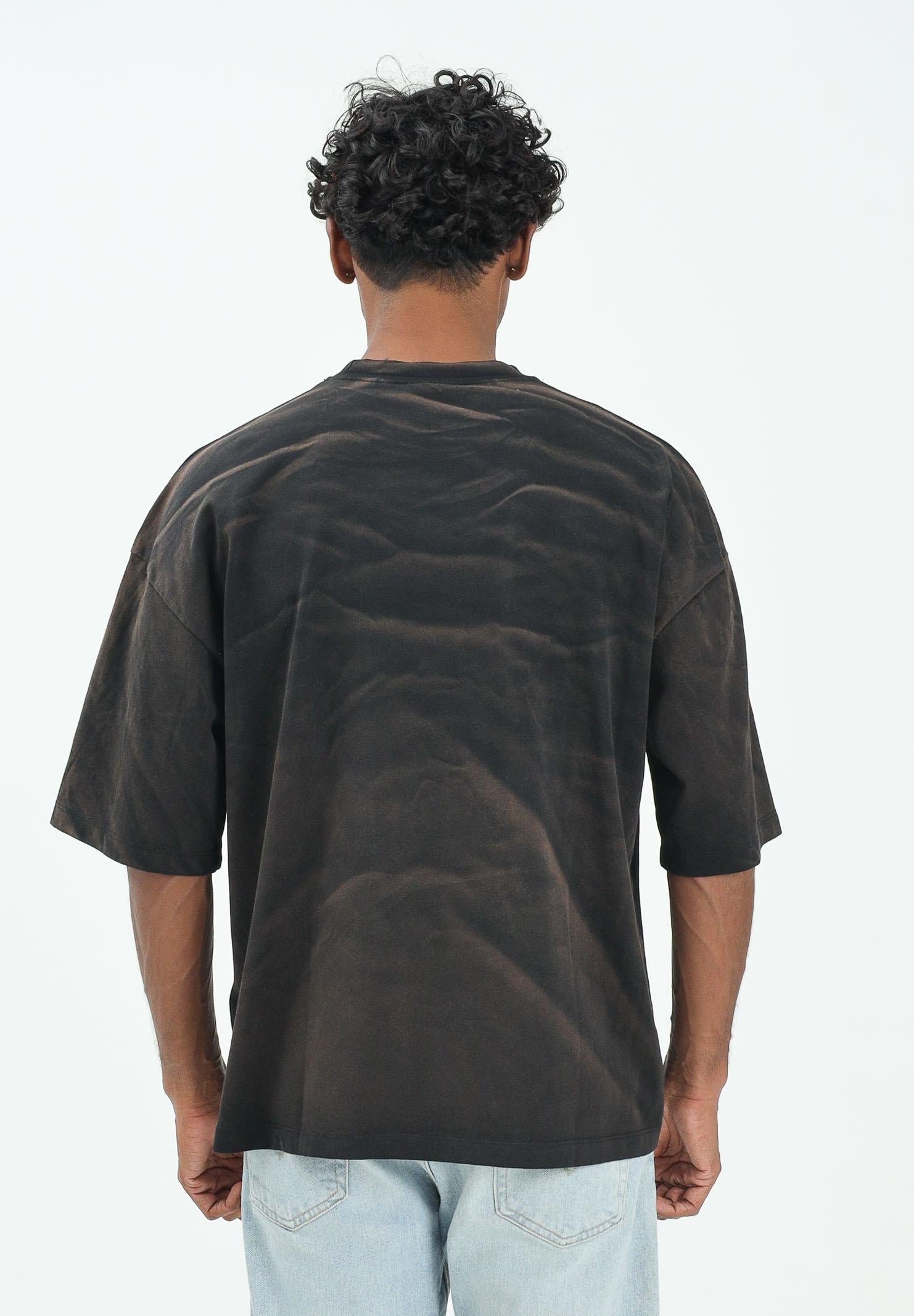 GCDS T-shirt a manica corta nera per uomo e donna con effetto lavato e stampa B2CM2315JF1 99 GCDS 