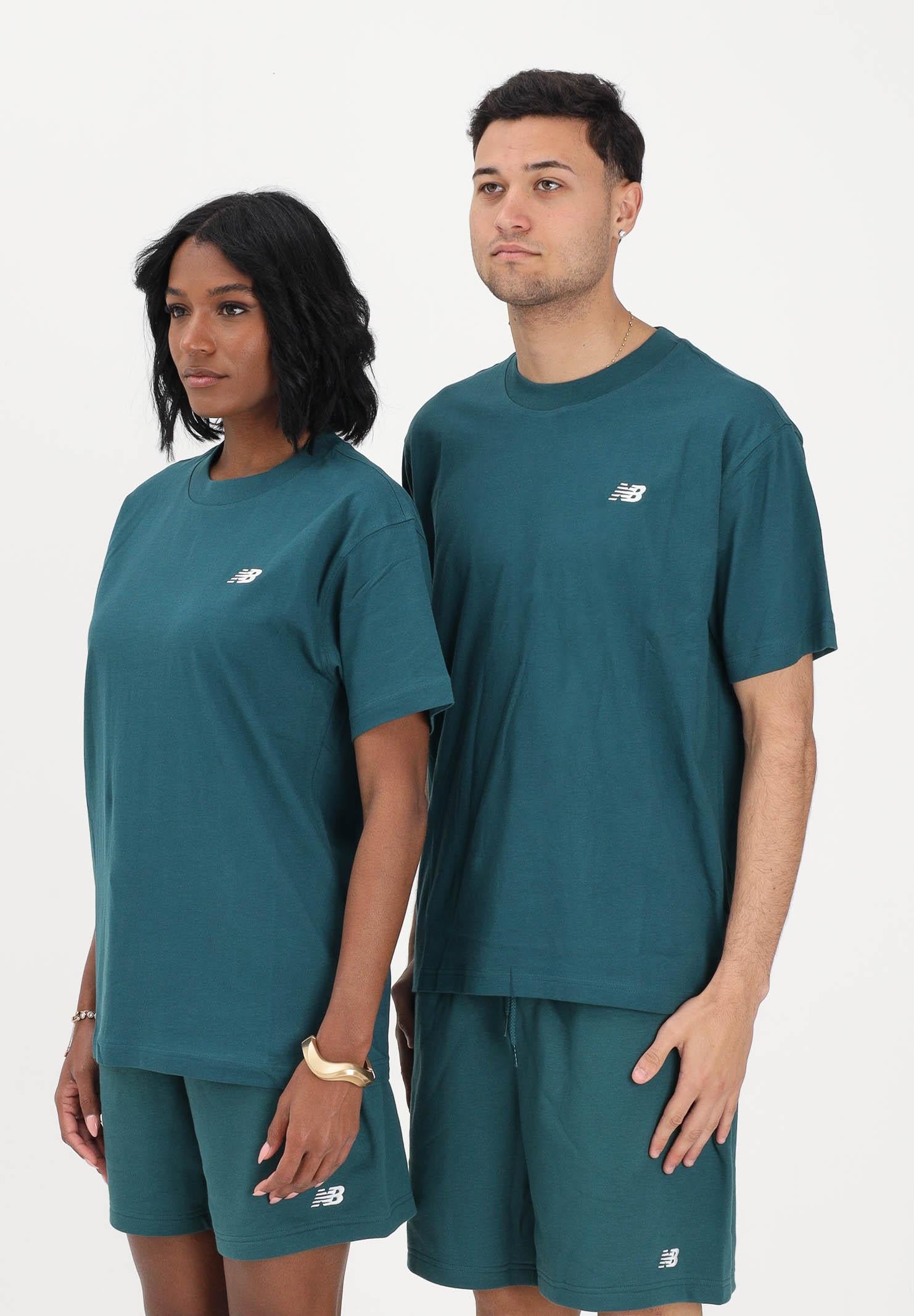 NEW BALANCE T-shirt a manica corta Sport Essentials petrolio per uomo e donna MT41509AAV . NEW BALANCE 