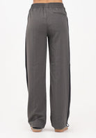 ADIDAS ORIGINALS Pantalone sportivo verde militare da donna JY3521 . ADIDAS ORIGINALS 