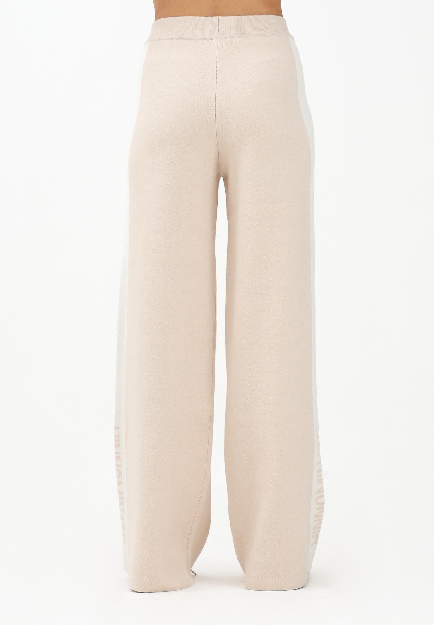 HINNOMINATE Pantalone in maglia beige da donna con banda laterale logata HMABW02131 BE11 HINNOMINATE 