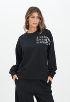 MAISON MARGIELA Felpa girocollo nera per donna, ragazzi e bambini con il logo Hand Written M60896MM02X M6900 MAISON MARGIELA 