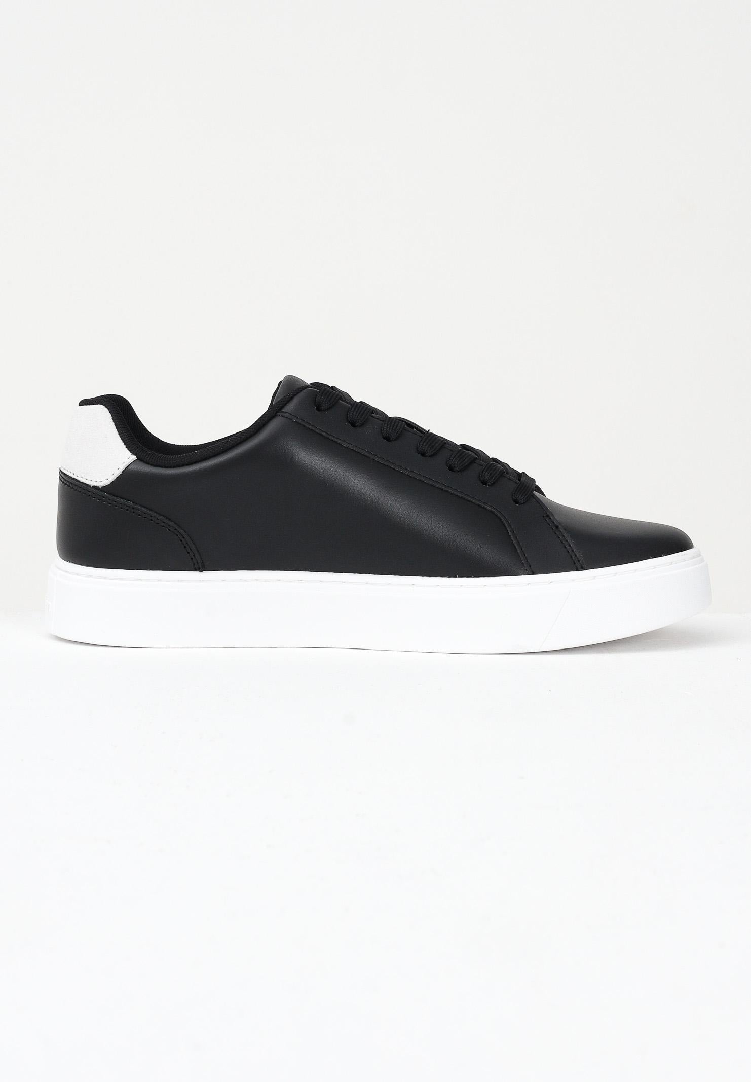 CALVIN KLEIN JEANS Sneakers nere da uomo con logo YM0YM014350GM . CALVIN KLEIN JEANS 