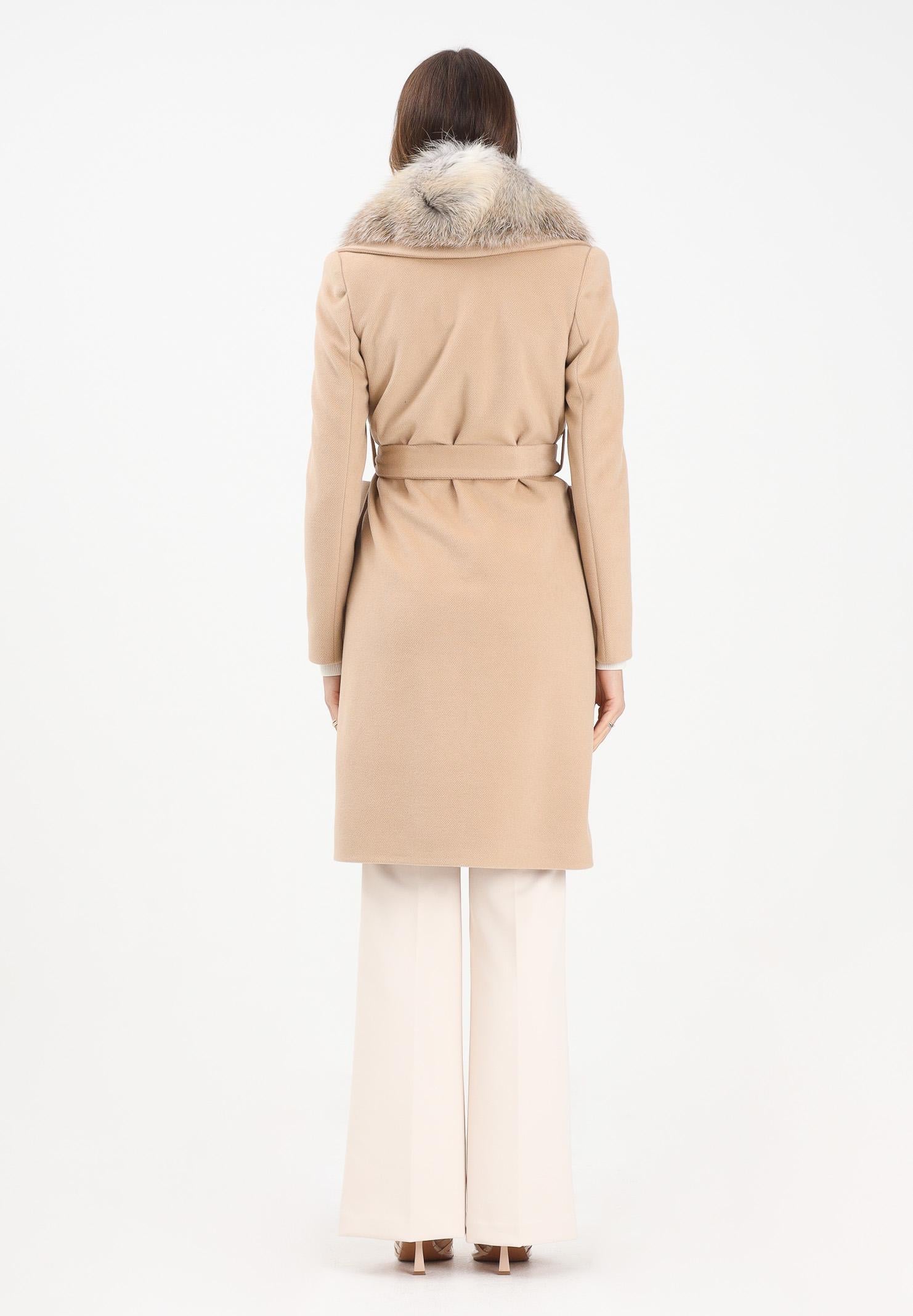 YES LONDON Cappotto beige da donna con dettagli in vera pelliccia CD1227 CA YES LONDON 