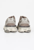 NEW BALANCE Sneakers 9060 marroni da uomo U9060ERC  NEW BALANCE 