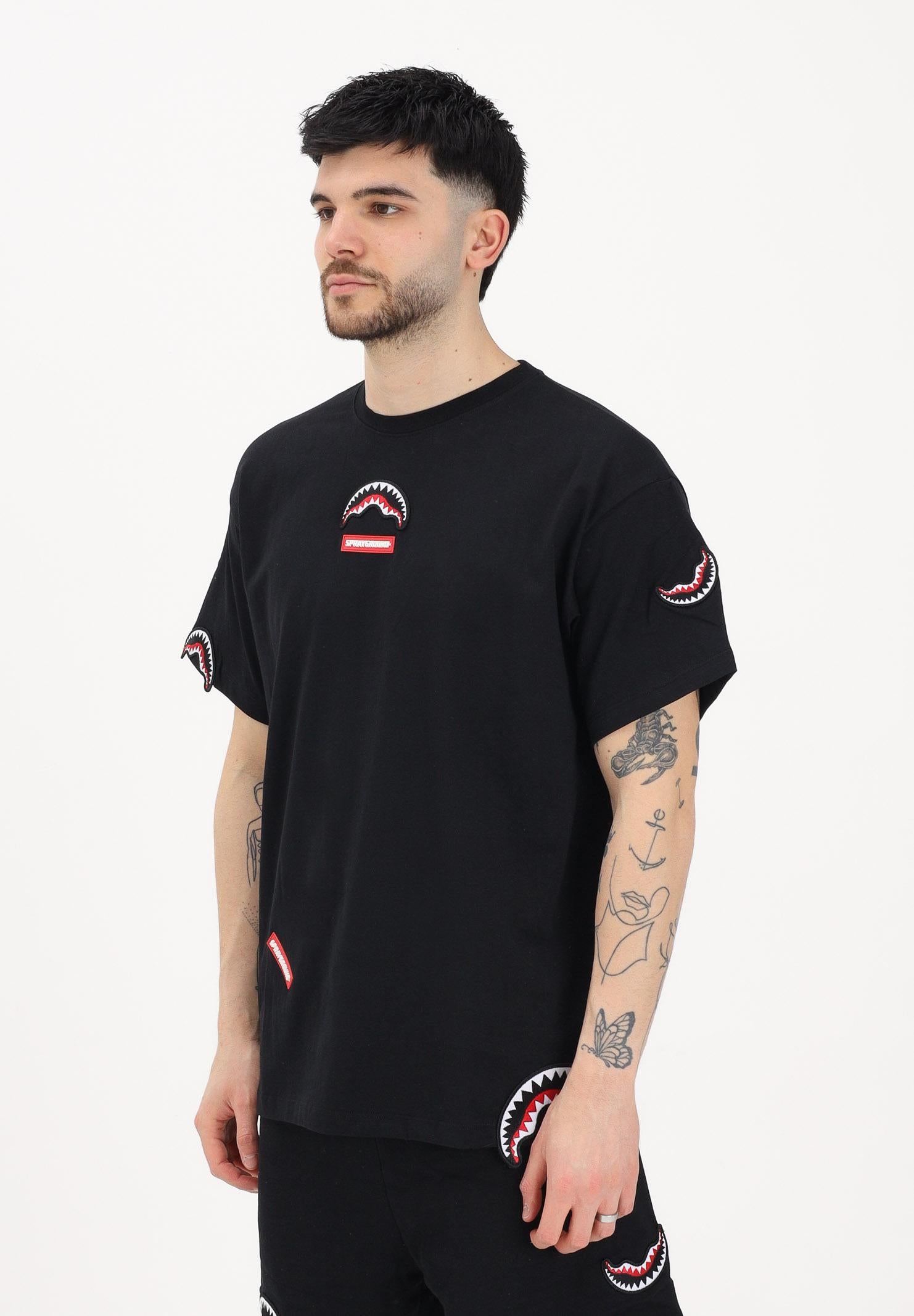 SPRAYGROUND T-shirt a manica corta nera da uomo con dettagli grafici "shark" SP846BLK . SPRAYGROUND 