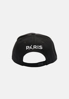 JORDAN Cappello con visiera Jordan Paris Saint-Germain nero per bambino e bambina 9A0999 023 JORDAN 