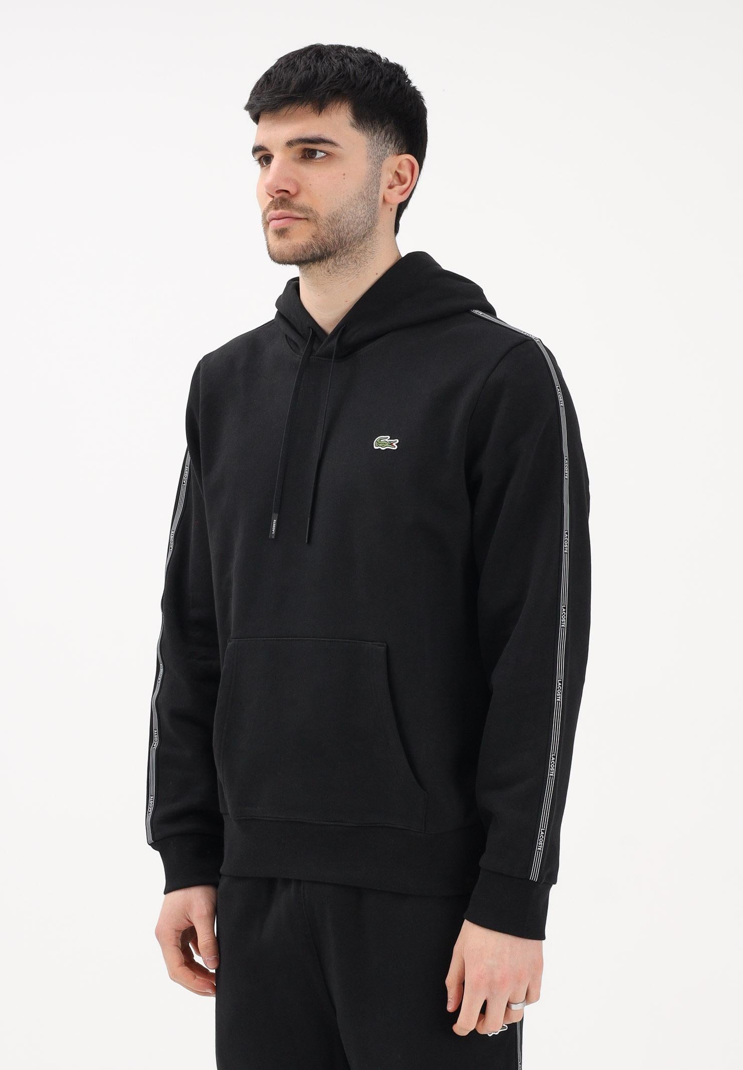 LACOSTE Felpa con cappuccio nera da uomo con bordi logati SH0884 031 LACOSTE 