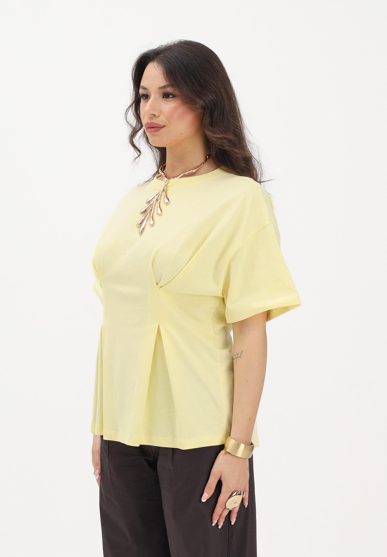 VICOLO T-shirt a manica corta gialla da donna sfiancata UAB0020 GI VICOLO 