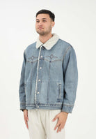 LEVI'S® Montone Western Sherpa Trucker in denim chiaro da uomo 002WX-0001 . LEVI'S® 