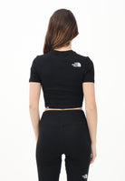 THE NORTH FACE T-shirt crop a manica corta nera da donna con logo NF0A55AOJK31 . THE NORTH FACE 