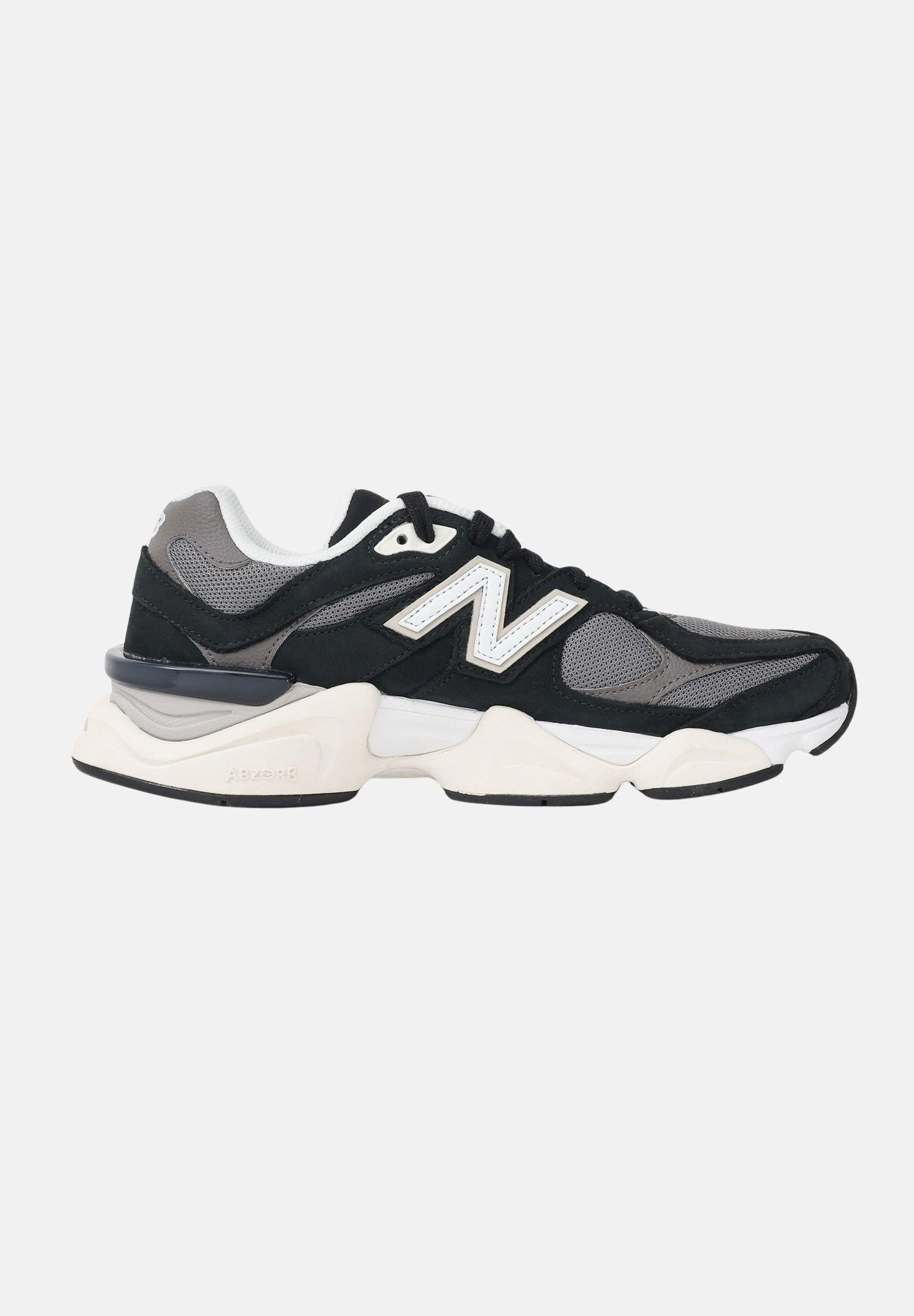 NEW BALANCE Sneakers 9060 nere per uomo e donna U9060510 . NEW BALANCE 