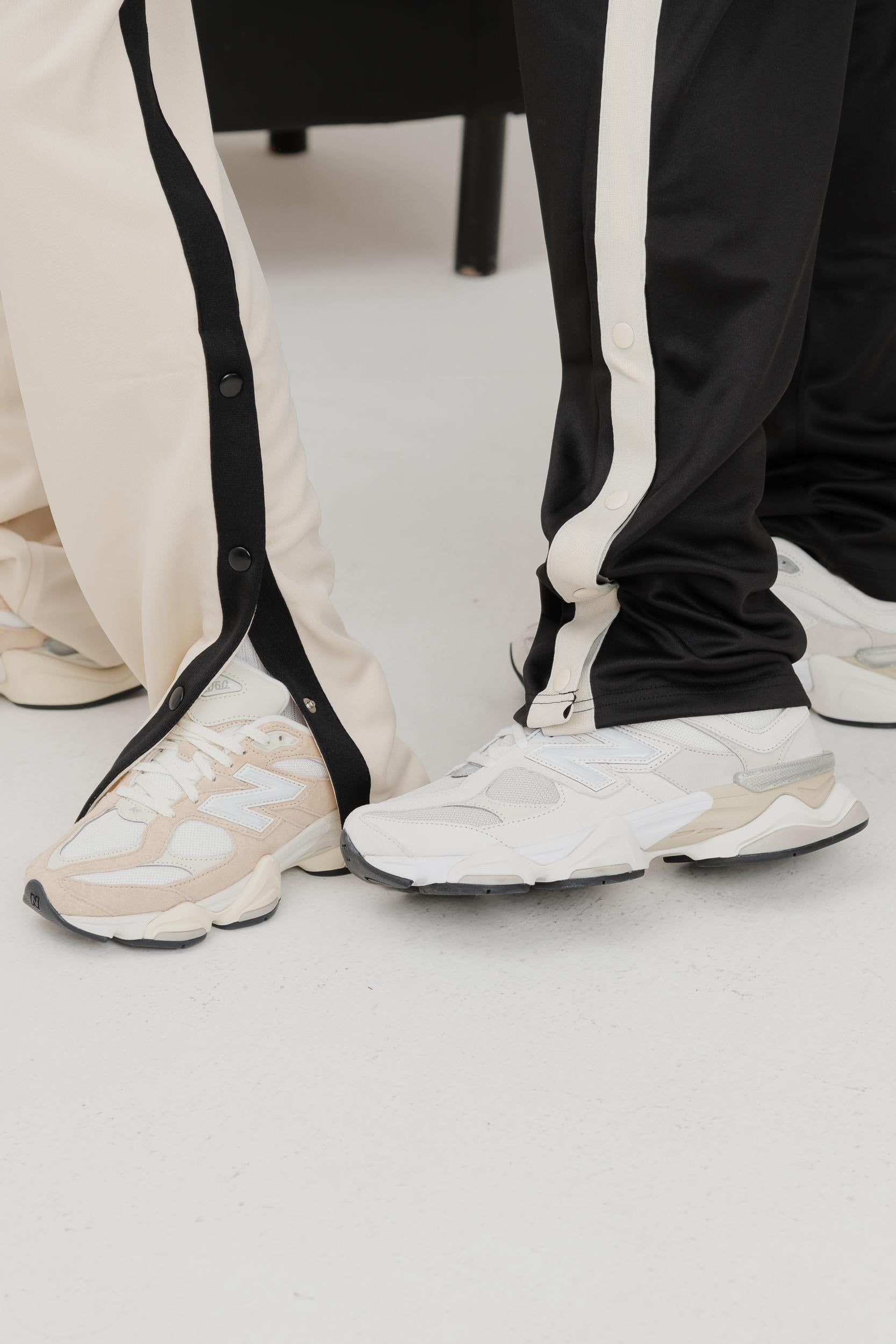 NEW BALANCE Sneakers 9060 salmone da uomo U9060WNA  NEW BALANCE 