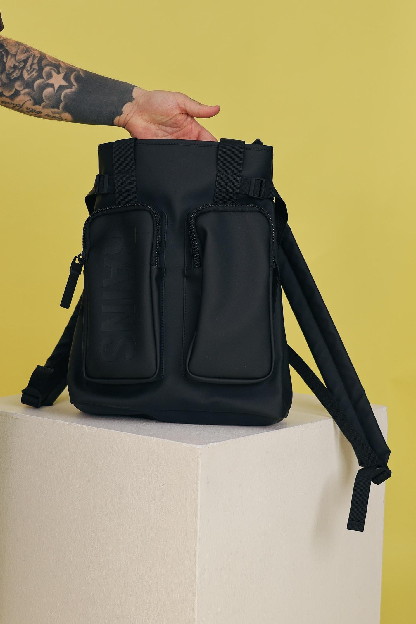 RAINS Zaino Texel Tote nero per uomo e donna RA14240 BLA RAINS 