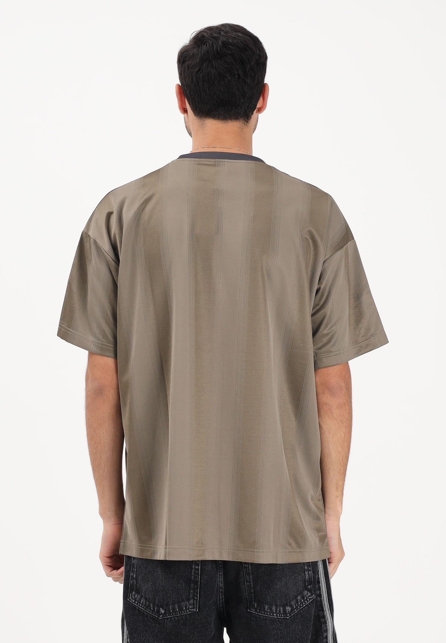 ADIDAS ORIGINALS T-shirt a manica corta adidas Adicolor jacquard verde militare da uomo KD5832 . ADIDAS ORIGINALS 