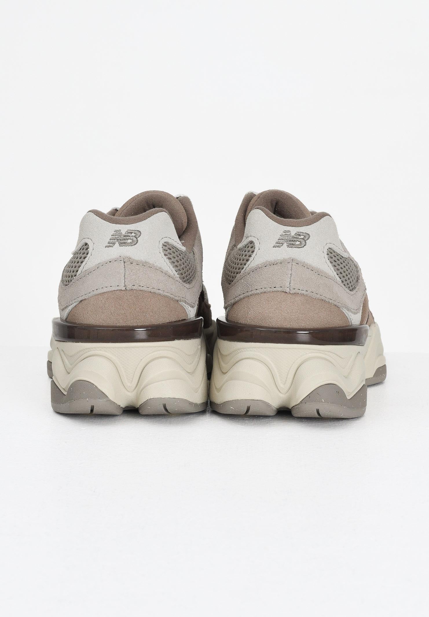 NEW BALANCE Sneakers 9060 marrone per uomo e donna GC9060EX  NEW BALANCE 