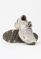 NEW BALANCE Sneakers 740 beige per uomo e donna U740AS2 . NEW BALANCE 