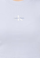 CALVIN KLEIN JEANS T-shirt a manica corta celeste da donna con logo LV047AB802TKF . CALVIN KLEIN JEANS 