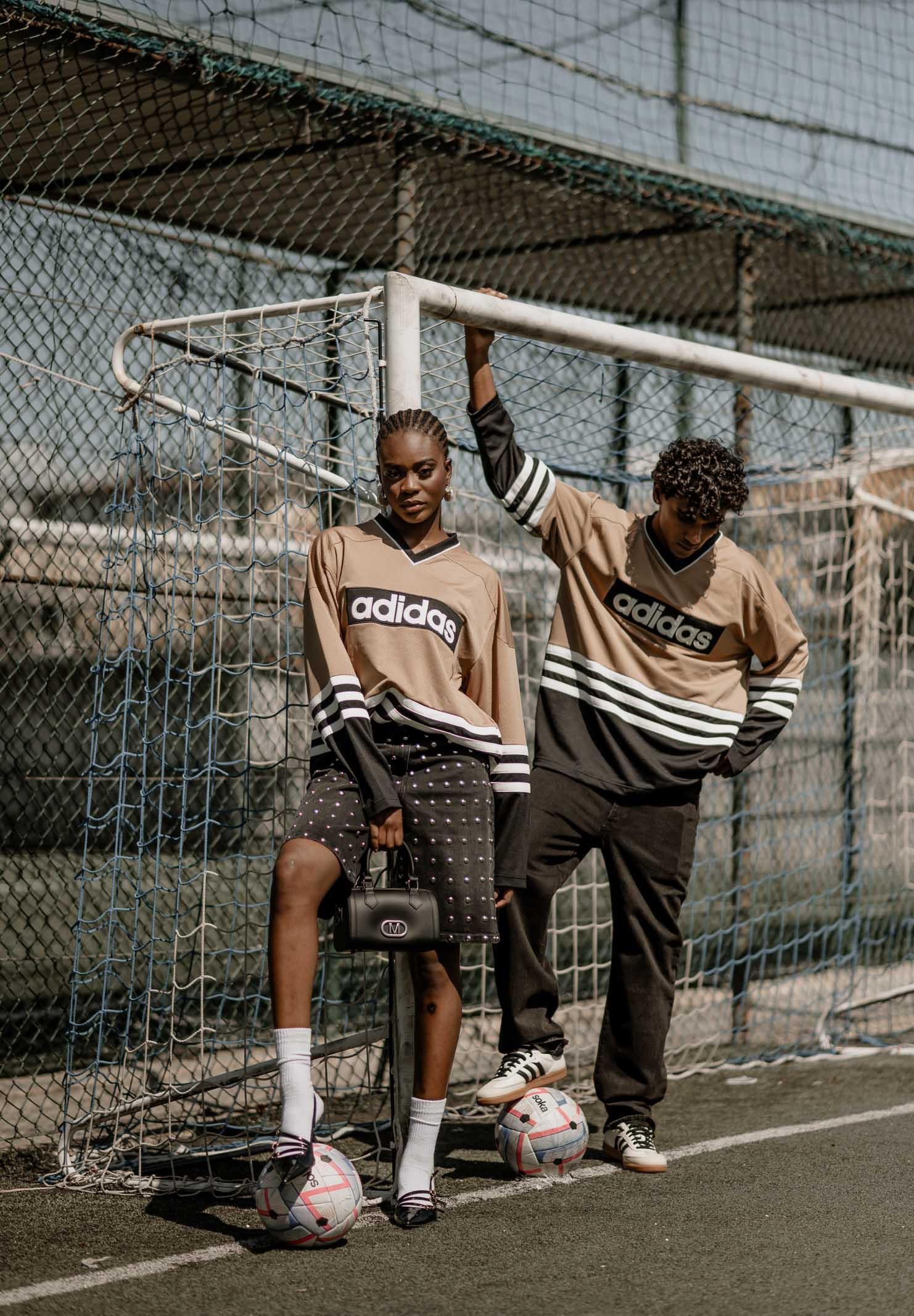 ADIDAS ORIGINALS T-shirt a manica lunga 90s Adidas Hockey Jersey Vintage beige e nera da uomo JY0251 . ADIDAS ORIGINALS 