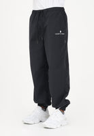 MARCELO BURLON COUNTY OF MILAN Pantalone sportivo nero da uomo con logo S6CMMAPA076 110 MARCELO BURLON COUNTY OF MILAN 