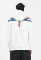 MARCELO BURLON COUNTY OF MILAN Felpa con cappuccio bianca da uomo caratterizzata da stampa ali F5CAMAHS059 013 MARCELO BURLON COUNTY OF MILAN 