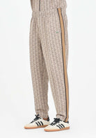 LACOSTE Pantalone sportivo marrone da uomo con monogramma Paris XH1440 6IR LACOSTE 