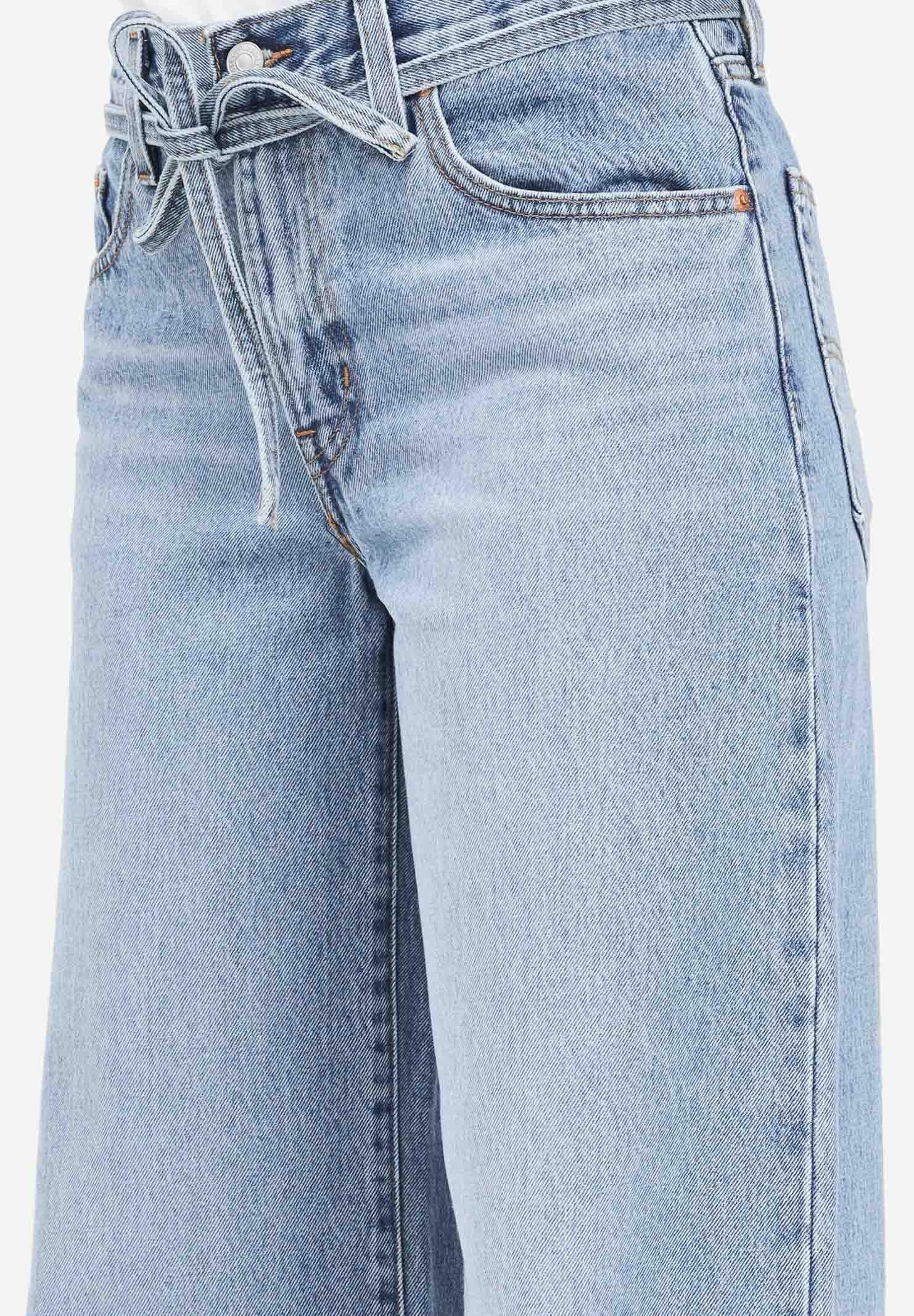 LEVI'S® Jeans XL Straight in denim chiaro da donna A8701-0004 . LEVI'S® 