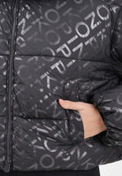 PINKO Piumino nero da donna con logo all-over 105438A2PY Z99 PINKO 