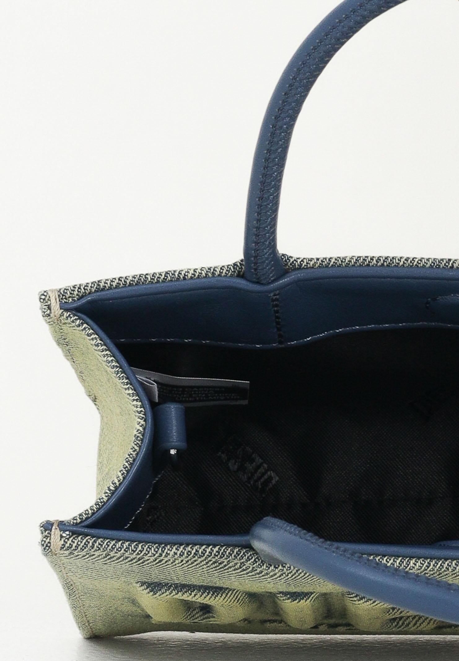 DIESEL Borsa DSL 3D in denim solarizzato da donna con logo istituzionale J02529P5499 H8457 DIESEL 
