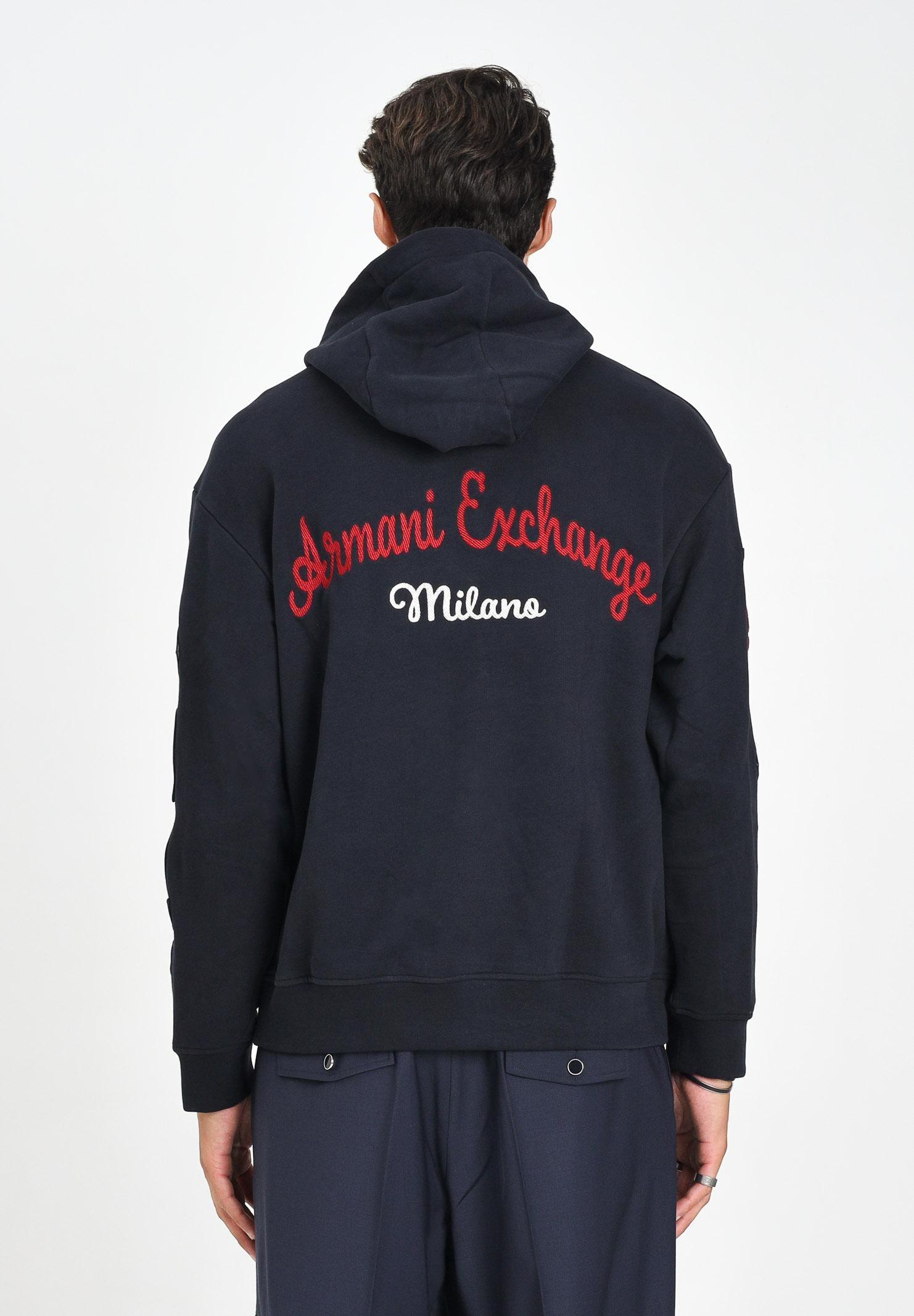 ARMANI EXCHANGE Felpa con cappuccio blu da uomo arricchita da patch XM000749AF12656 UB101 ARMANI EXCHANGE 
