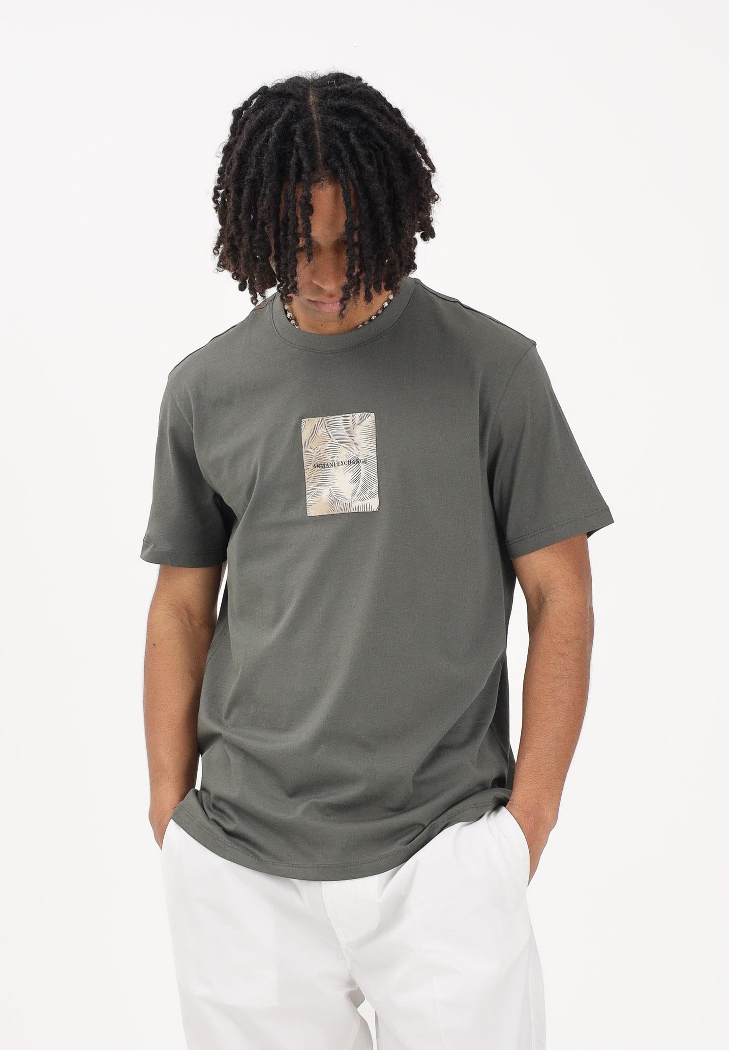 ARMANI EXCHANGE T-shirt a manica corta verde militare da uomo con stampa XM002501AF10356 U8144 ARMANI EXCHANGE 
