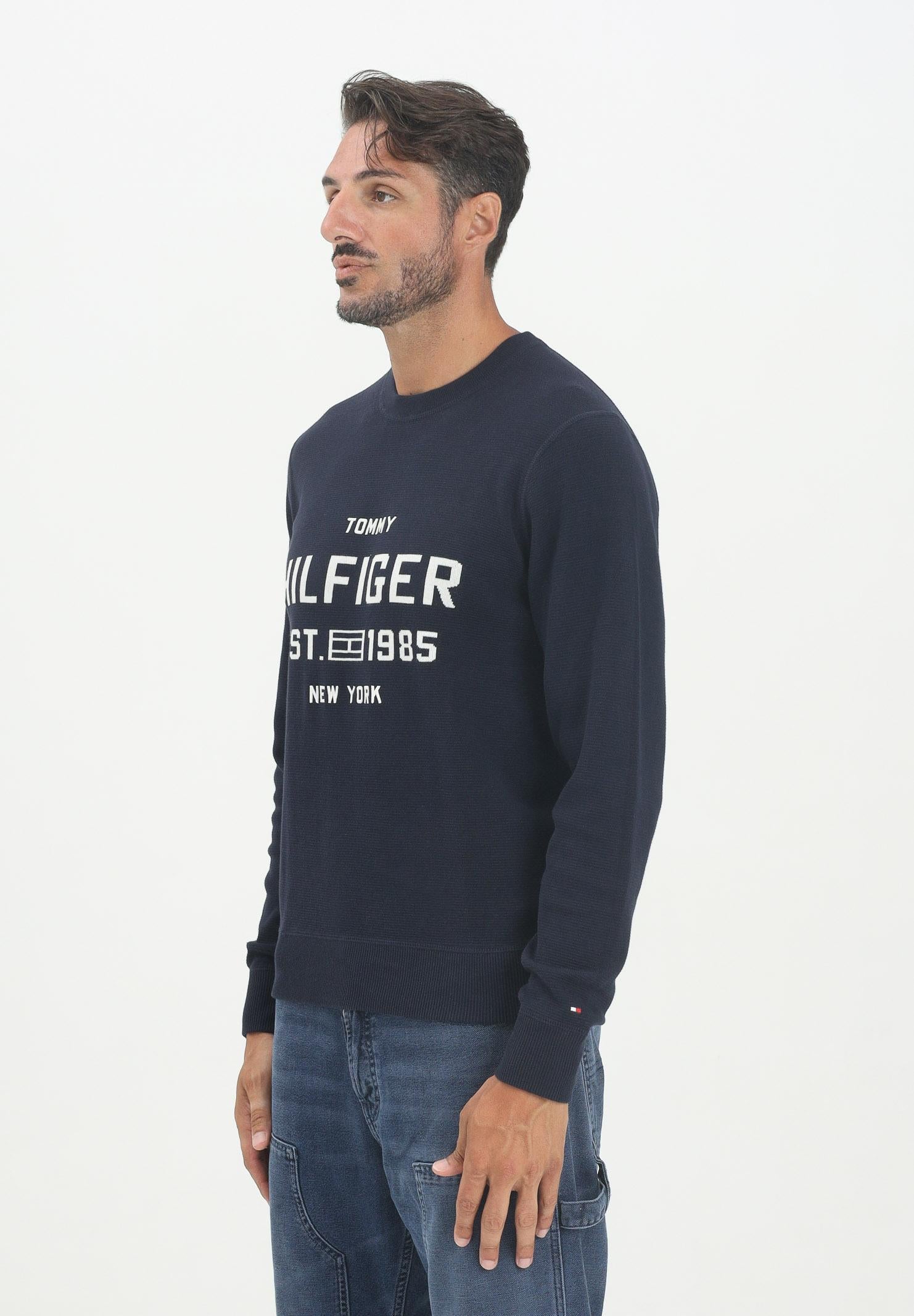 TOMMY HILFIGER Maglioncino girocollo blu da uomo con logo MW0MW39533DW5  TOMMY HILFIGER 