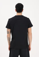 TOMMY JEANS T-shirt a manica corta nera da uomo con logo frontale DM0DM22538 BDS TOMMY JEANS 