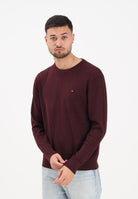 TOMMY HILFIGHER Maglioncino girocollo bordeaux da uomo con ricamo bandierina Tommy Hilfigher MW0MW28046XIH  TOMMY HILFIGER 