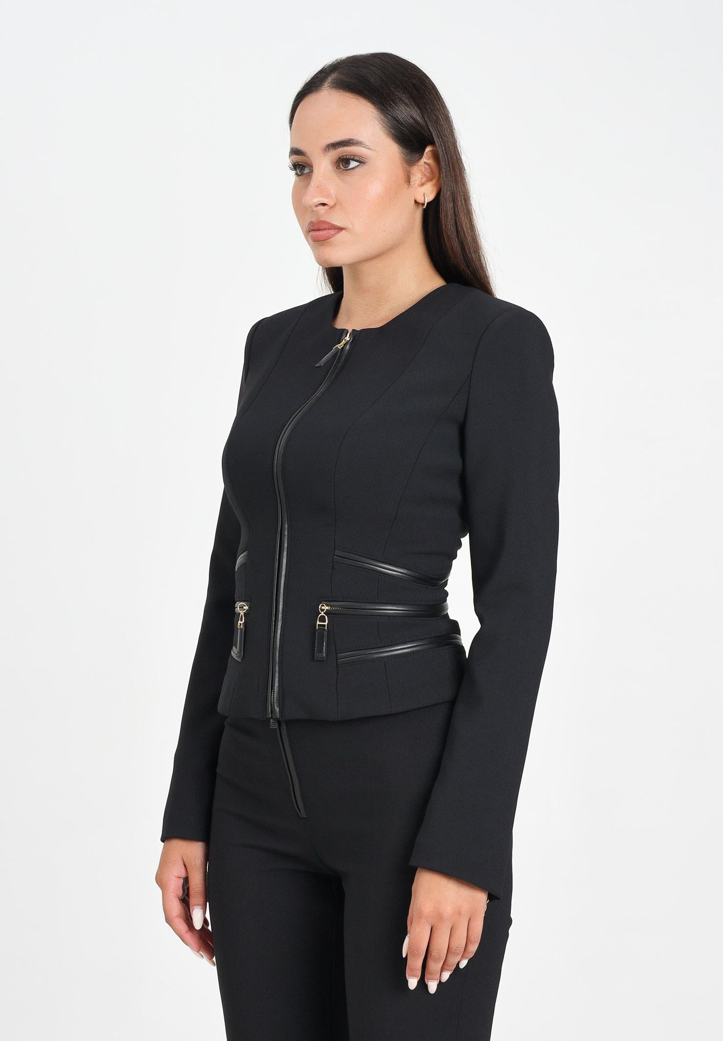 ELISABETTA FRANCHI Giacca nera da donna in doppio crêpe con dettagli zip<BR/> GI17356E2 110 ELISABETTA FRANCHI 