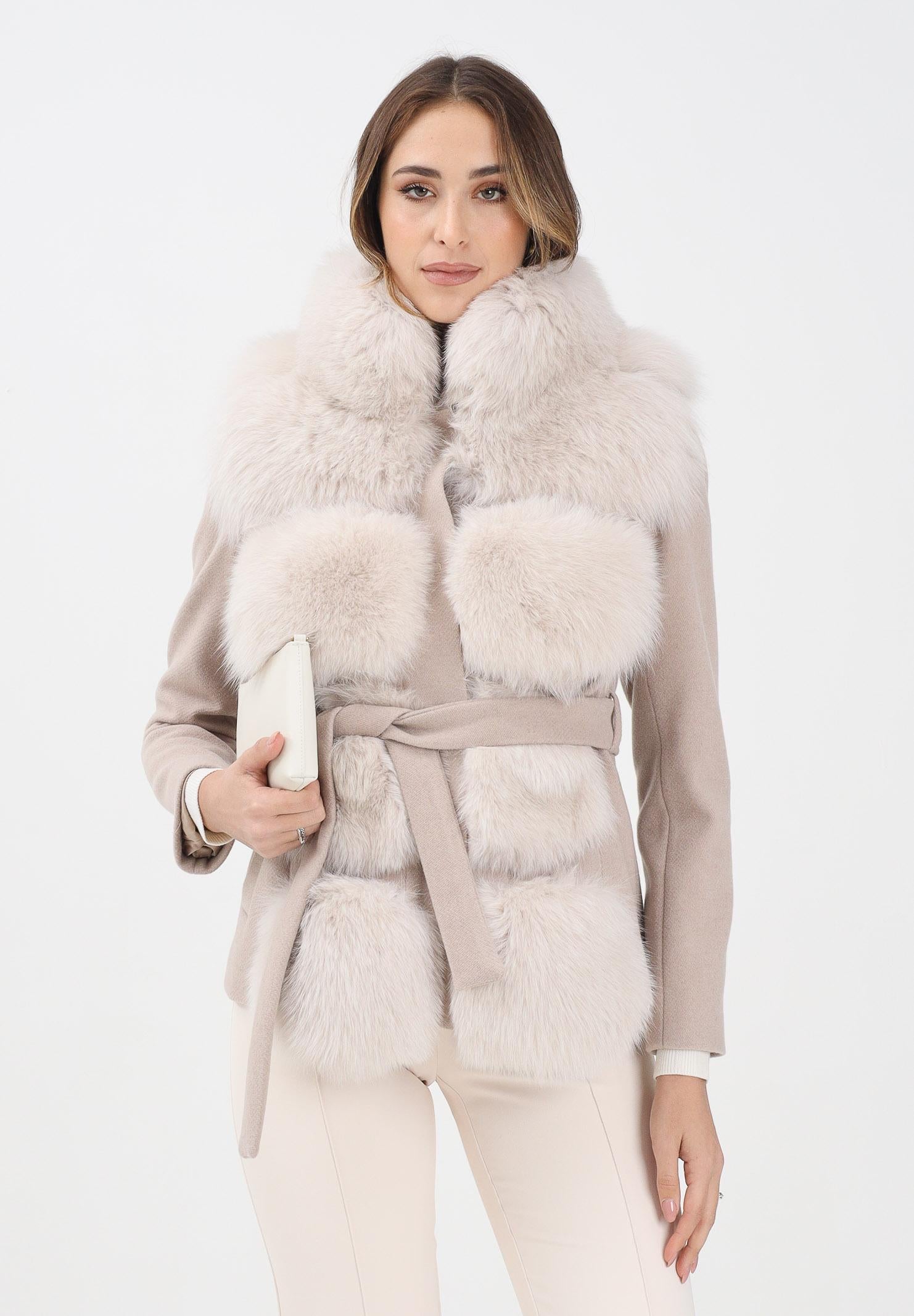 YES LONDON Cappotto corto beige da donna con vera pelliccia CD1203 BE YES LONDON 