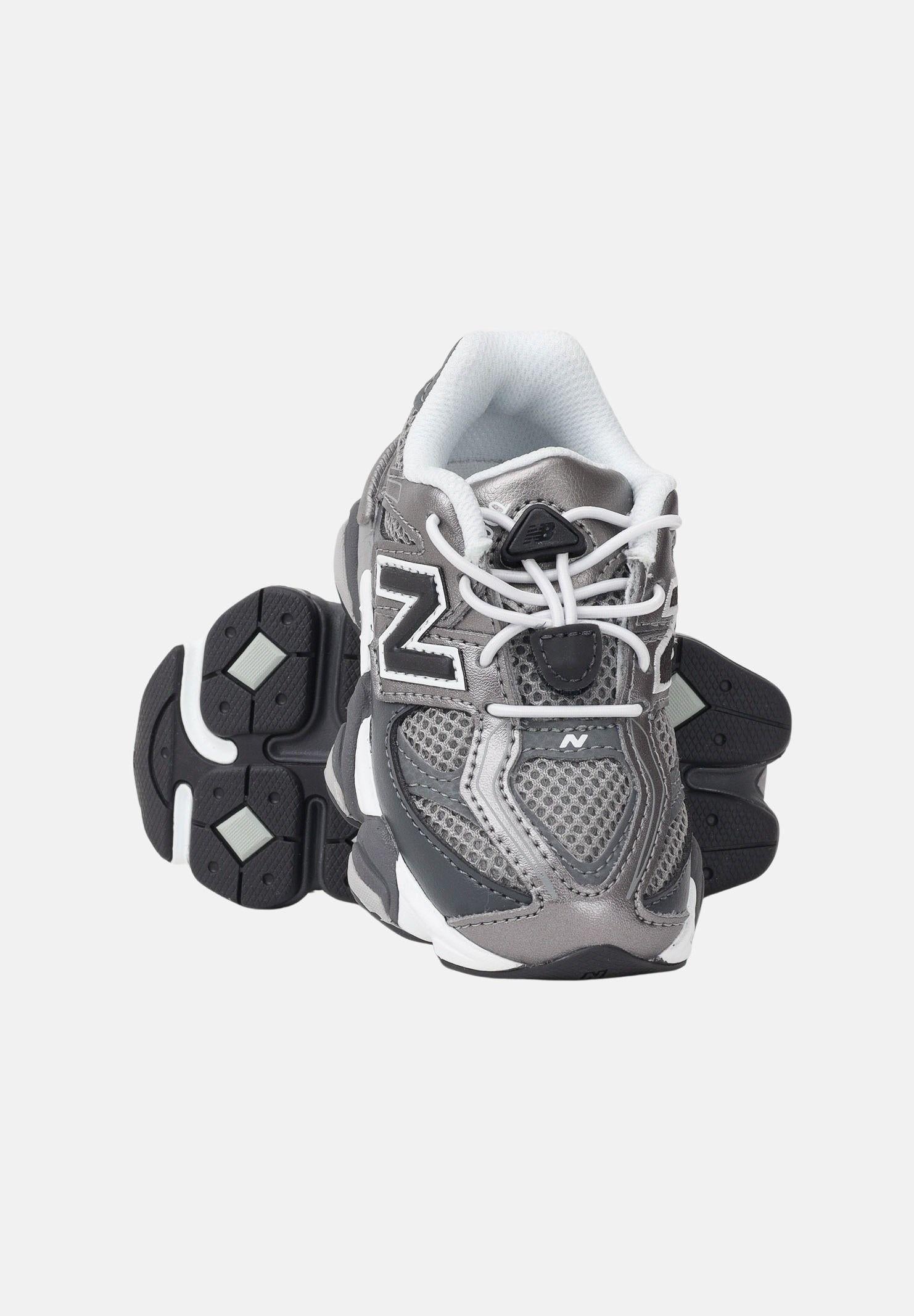 NEW BALANCE Sneakers 9060 grigie da neonato I90602W5 . NEW BALANCE 