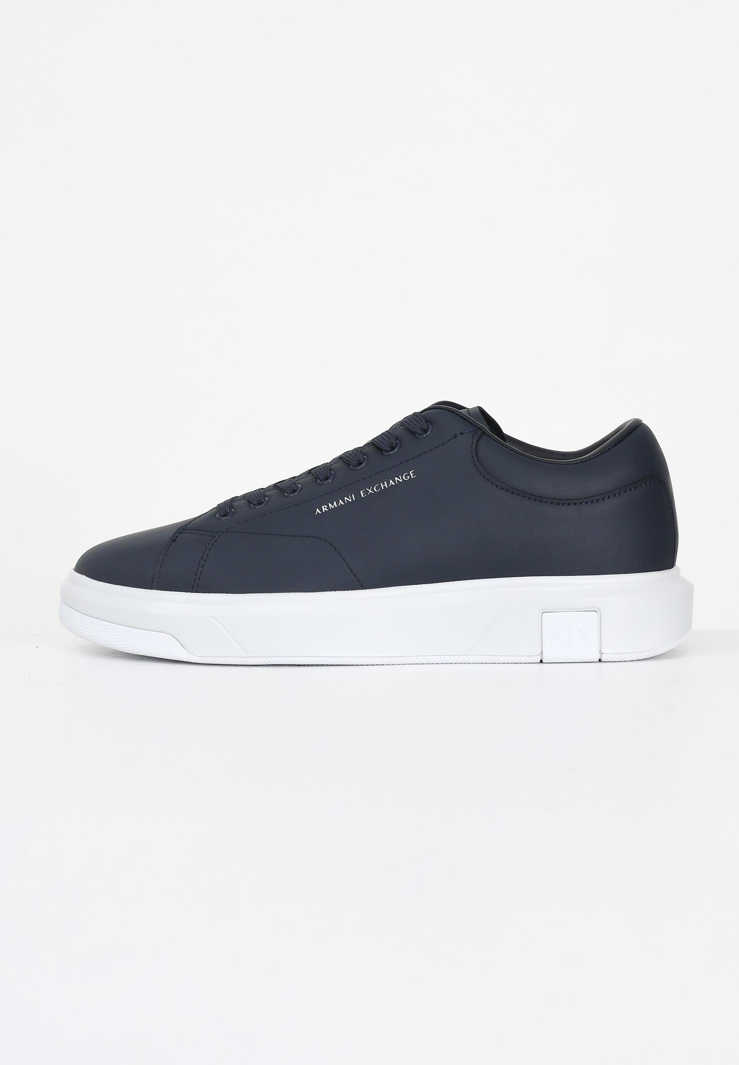 ARMANI EXCHANGE  Sneakers blu per uomo e donna XUX123XV534 00285 ARMANI EXCHANGE 