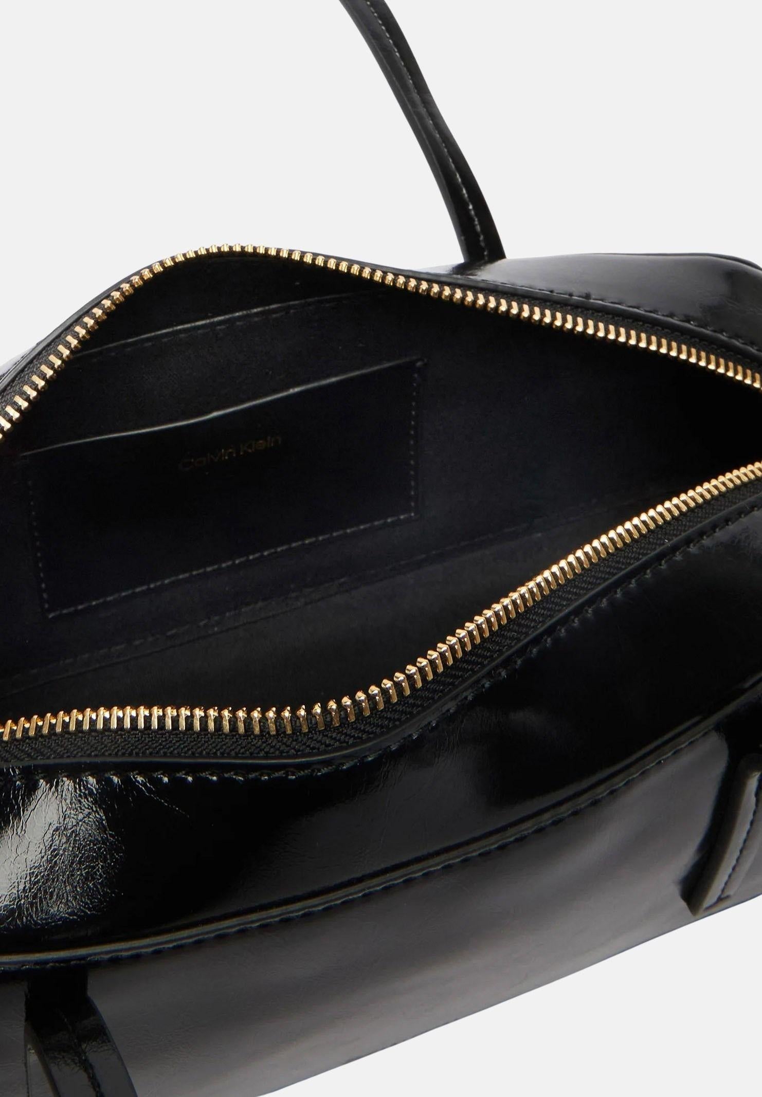 CALVIN KLEIN  borsa a spalla Foil Logo Glossy Bauletto, colore UB1 Black LV04F3638G UB1 CALVIN KLEIN 