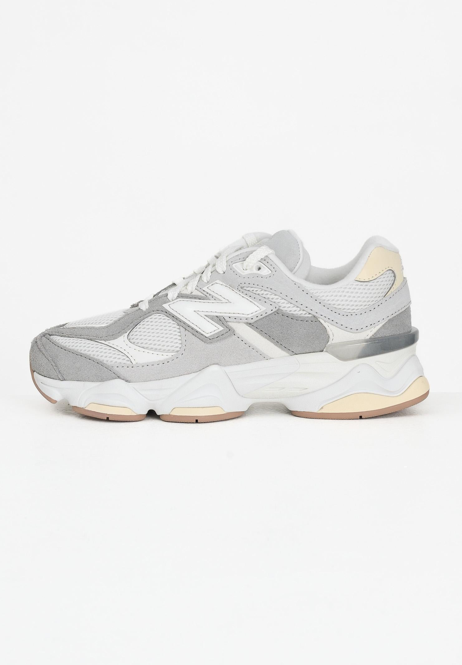 NEW BALANCE Sneakers 9060 grigie per uomo e donna GC9060AB . NEW BALANCE 