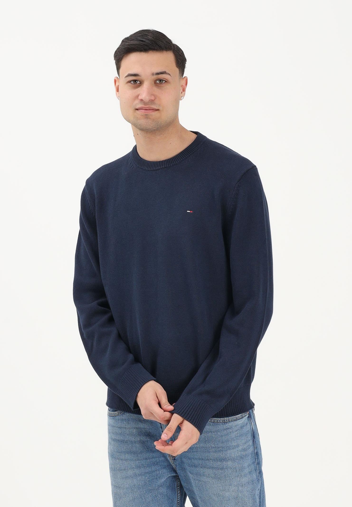 TOMMY JEANS Maglioncino girocollo blu da uomo con logo DM0DM21787 C1G TOMMY JEANS 