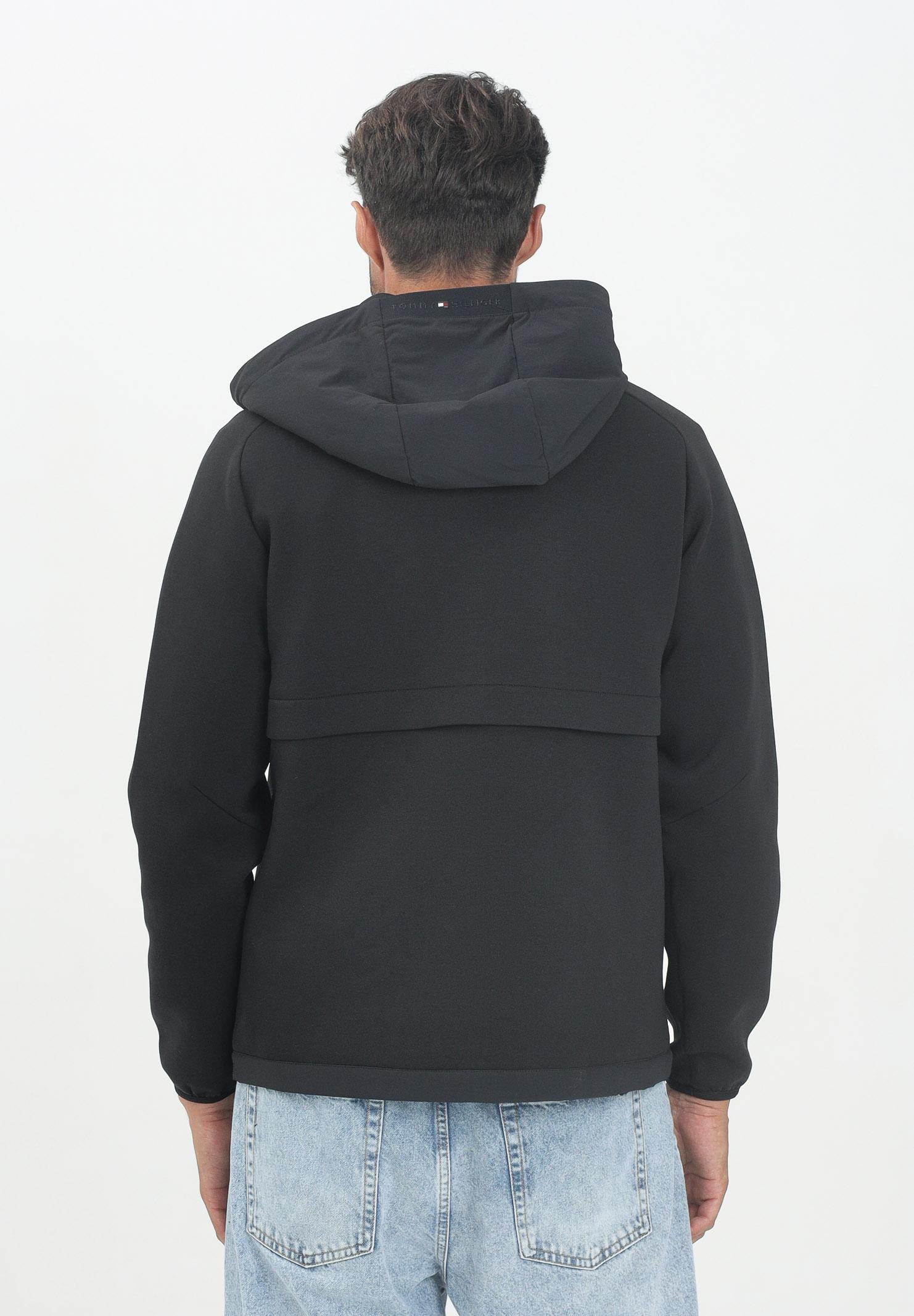 TOMMY HILFIGER Giacca a vento nera da uomo con logo MW0MW39870BDS  TOMMY HILFIGER 